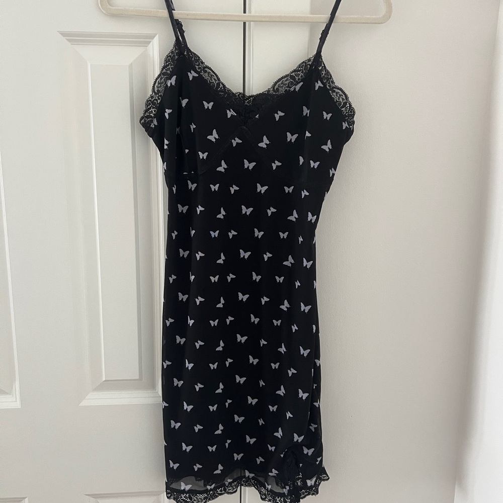 Small NWT Wild Fable Black Butterfly Print Lacy Dress